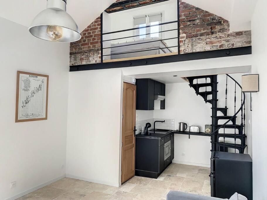 Appartement Le Maurice 6 - Duplex à Compiègne Extérieur photo